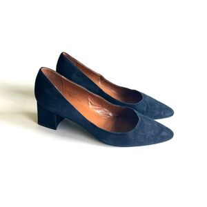 Aquatalia Navy Suede Genuine Leather Almond Toe Heels size 9